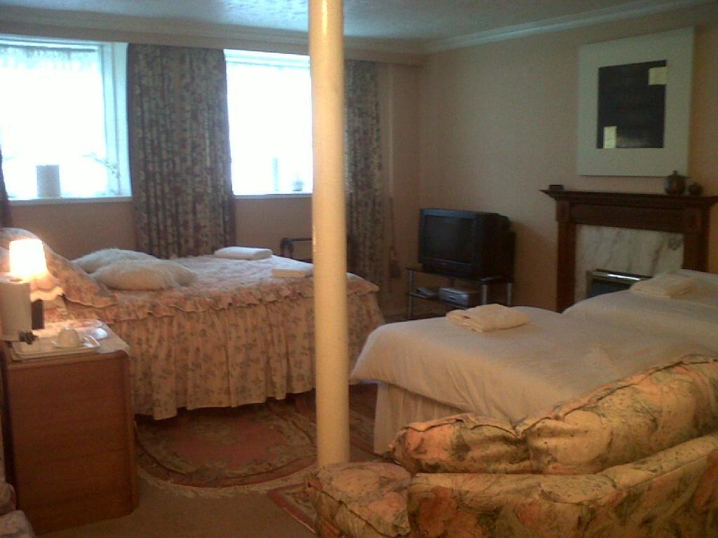 Roxburghe Guest House Кинросс Экстерьер фото